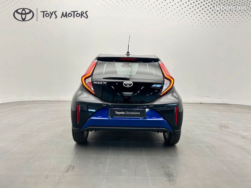 Toyota aygo x 1.0 S-CVT 72 Design (image 4)