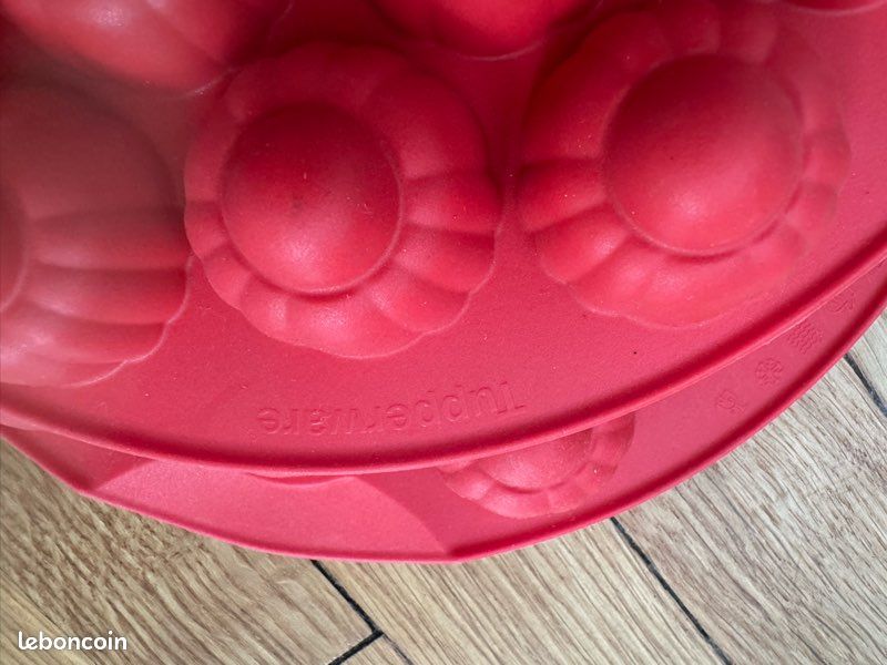 Lot de 2 moules à bouchées Tupperware neufs (image 4)