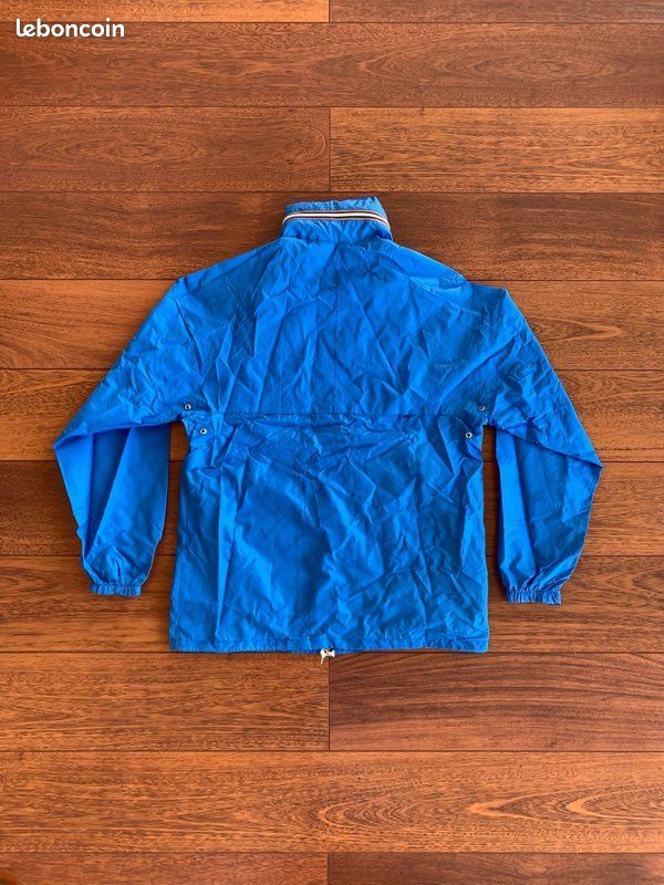 Chemises tuniques et blouses en dentelle Calais-Caudry | Signature F Chemises tuniques et blouses en dentelle Calais-Caudry | Signature F