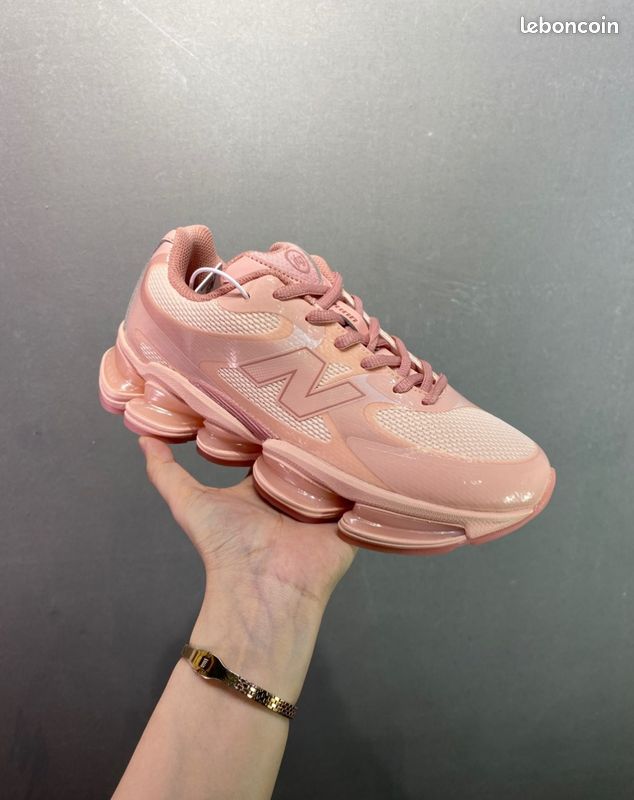 Baskets New Balance Bleu rose 40 nouveau (image 4)