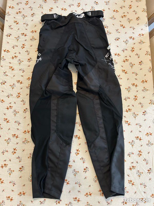 Pantalon Kenny perf neuf (image 3)