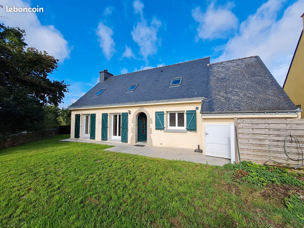 Maison 4 pièces 121 m² · à Josselin · 121 m² · 880 €/mois