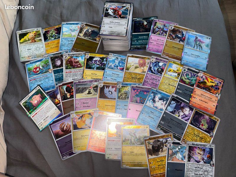 Lot 200 cartes pokemon (image 1)