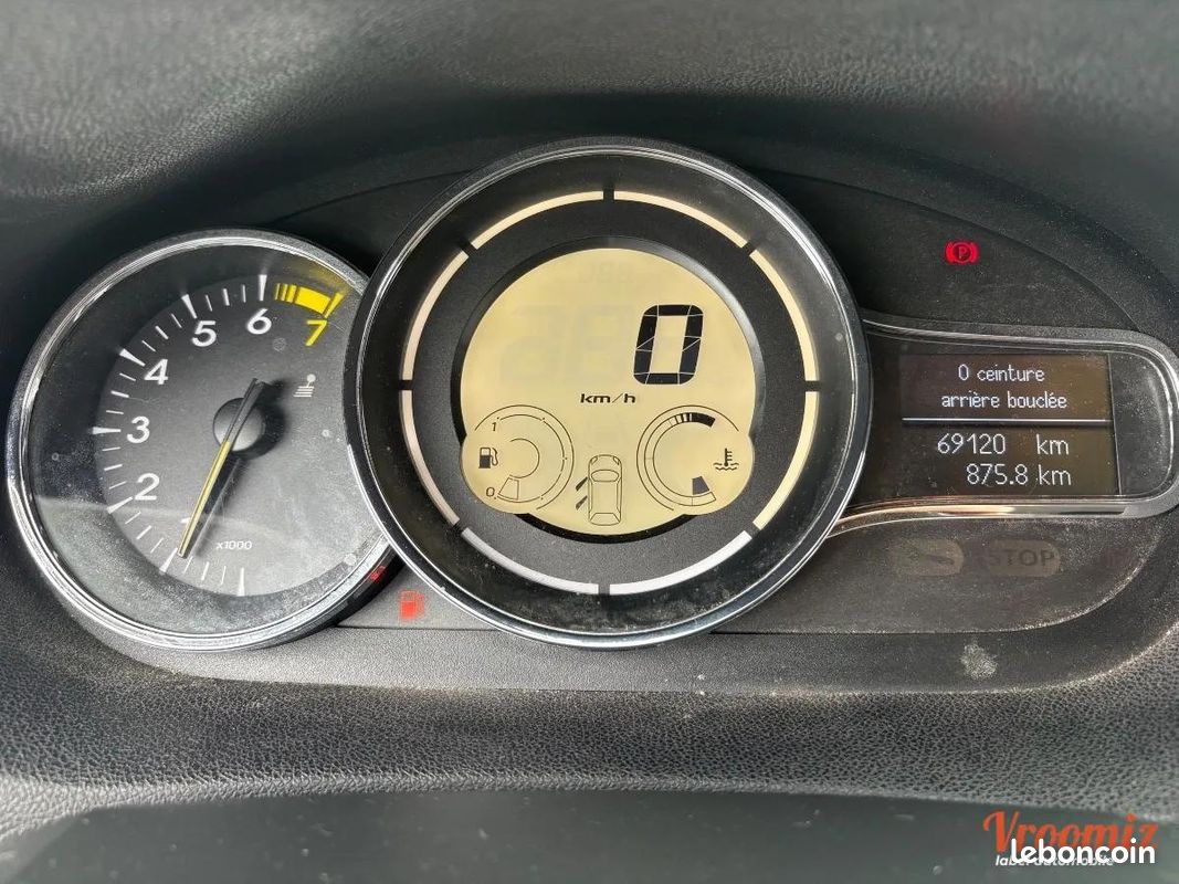 Renault Megane 1.2 TCe 1 S&S 115 cv bose Garentie 12 mois (image 12)