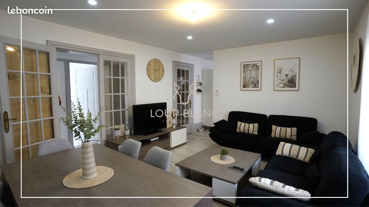 Maison 8 pièces 235 m²