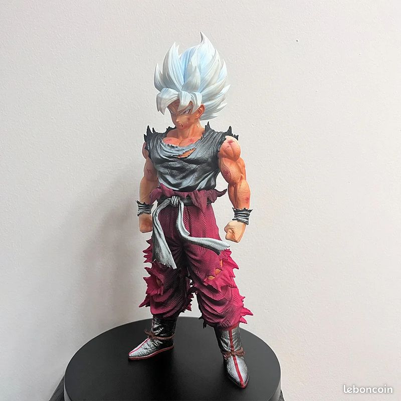 Dragon Ball GT - Figurine Oozaru Doré Goku - VS Omnibus Ultimate Colle
