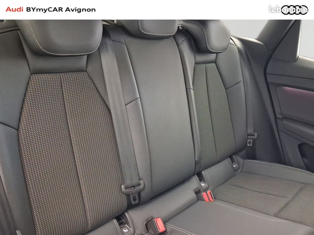 AUDI Q4 e-tron 40 204 ch 82 kWh S line (image 26)
