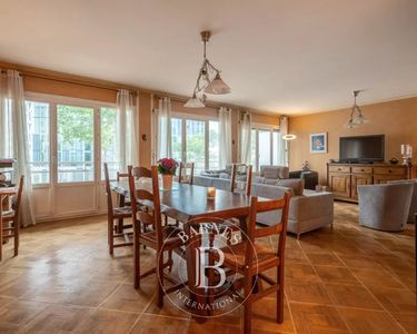 Appartement 350 000 € - 93 m²