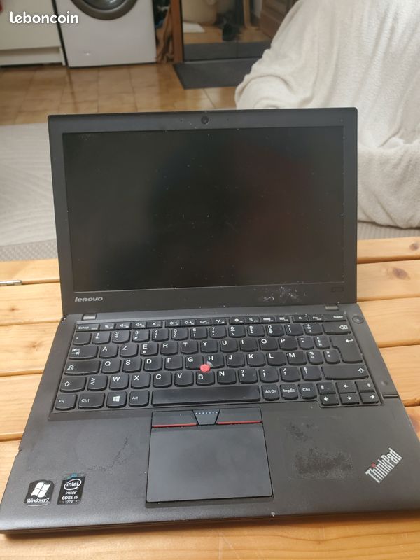 Ordinateur ThinkPad Lenovo x250 (image 1)