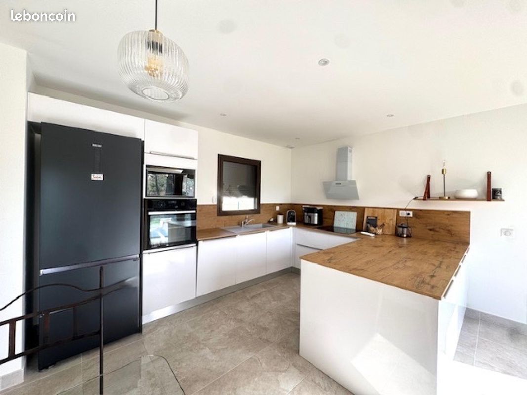 Maison 5 pièces 119 m² · à Villevieille · 119 m² · 389 900 €