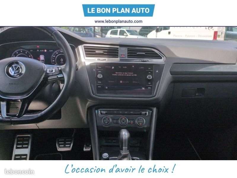 Volkswagen Tiguan 1.4 TSI 150ch Carat Exclusive 4Motion DSG6 (image 11)