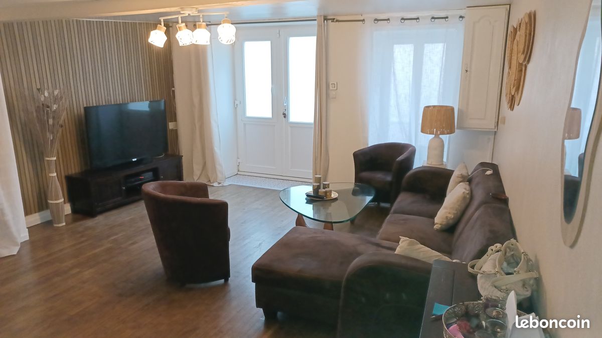 Maison 5 pièces 104 m² · à La Châtaigneraie · 104 m² · 149 000 €