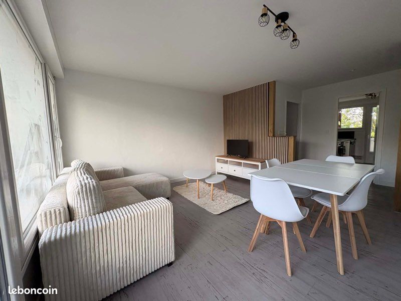 Appartement 4 pièces 72 m² · à Angers · 72 m² · 495 €