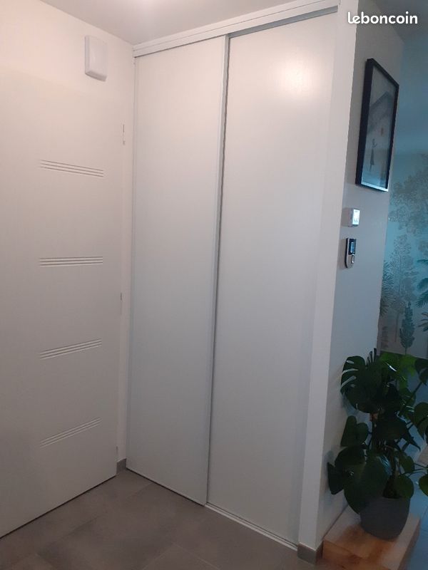 Portes de placard coulissantes (image 1)