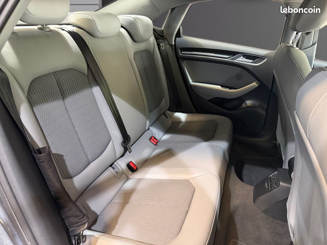 AUDI A3 Berline 1.0 TFSI 115 DESIGN - CarPlay - Coffre Electrique - Keyless - Suivi Complet - 2ᵉ Main - GARANTIE 12 MOIS (image 25)