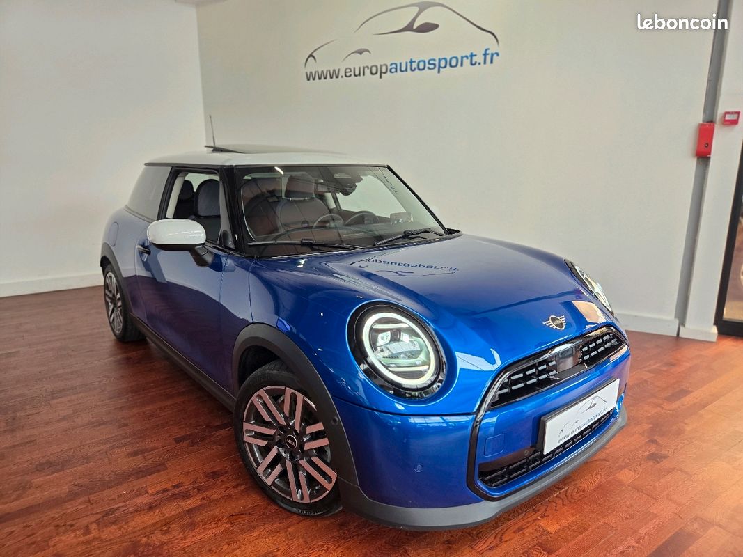 Mini COOPER 3 PORTES C 156CH CLASSIC DKG7 (image 1)