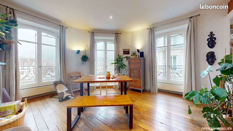 Appartement 4 pièces 97 m²