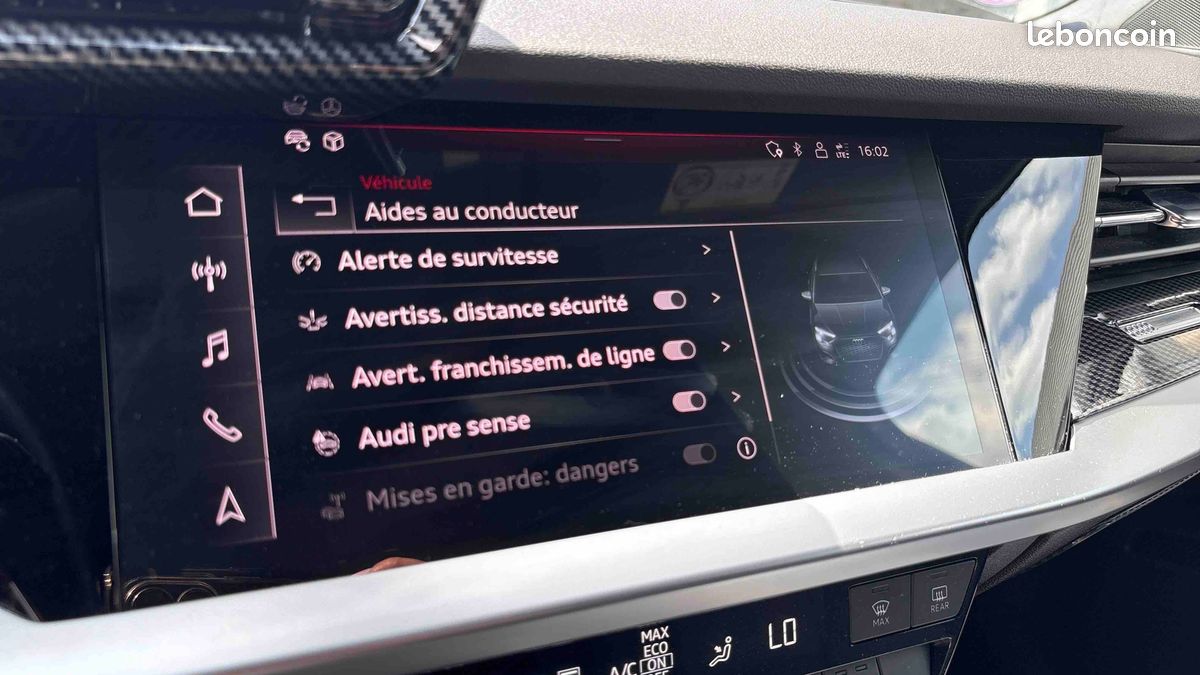 AUDI A3 Sportback 45 TFSIe 245 S tronic 6 Competition (image 24)