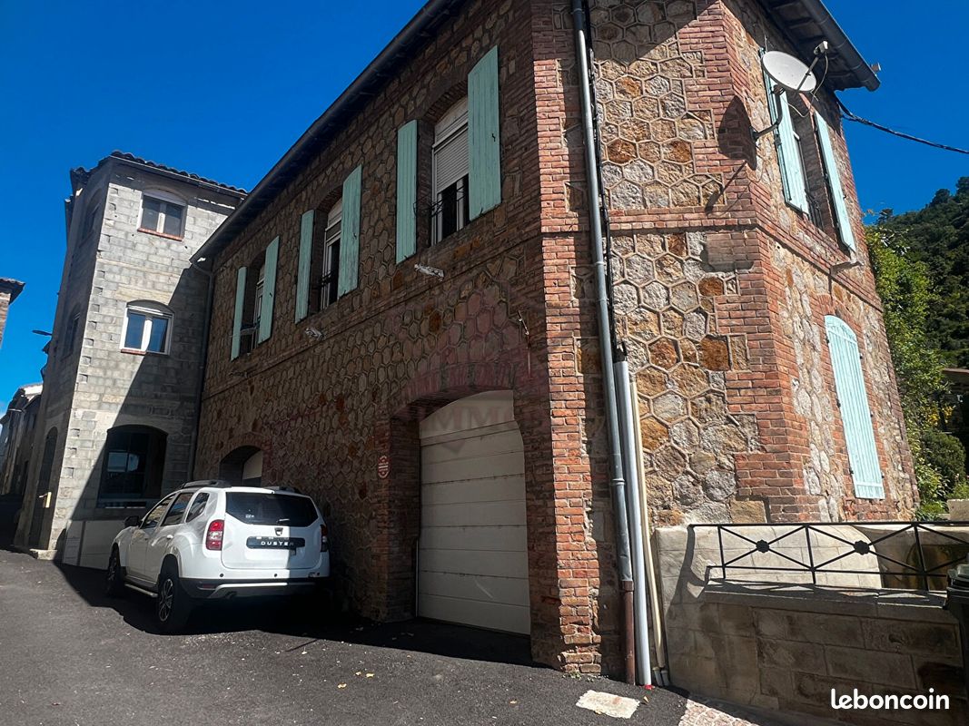 Maison 5 pièces 121 m² · à Saint-Jean-de-Valériscle · 121 m² · 104 000 €
