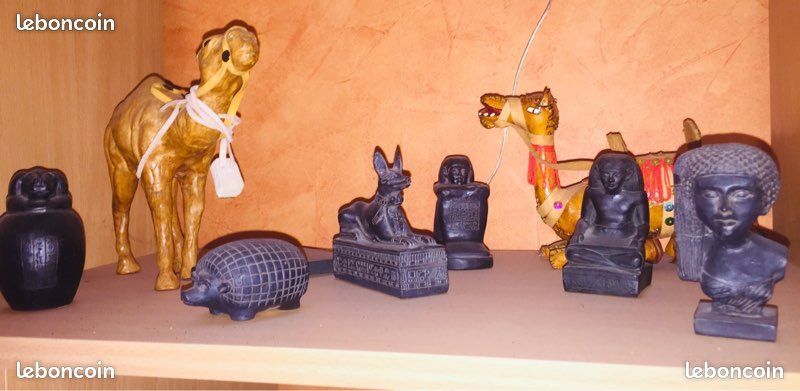 Collection de statuettes égyptiennes - 19 pièces (image 2)