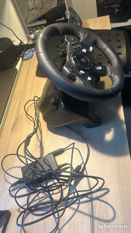 Volant g29 logitech (image 4)