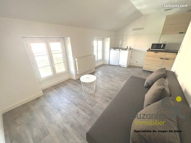 Appartement 1 pièce 28 m² · à Voiron · 28 m² · 375 €/mois