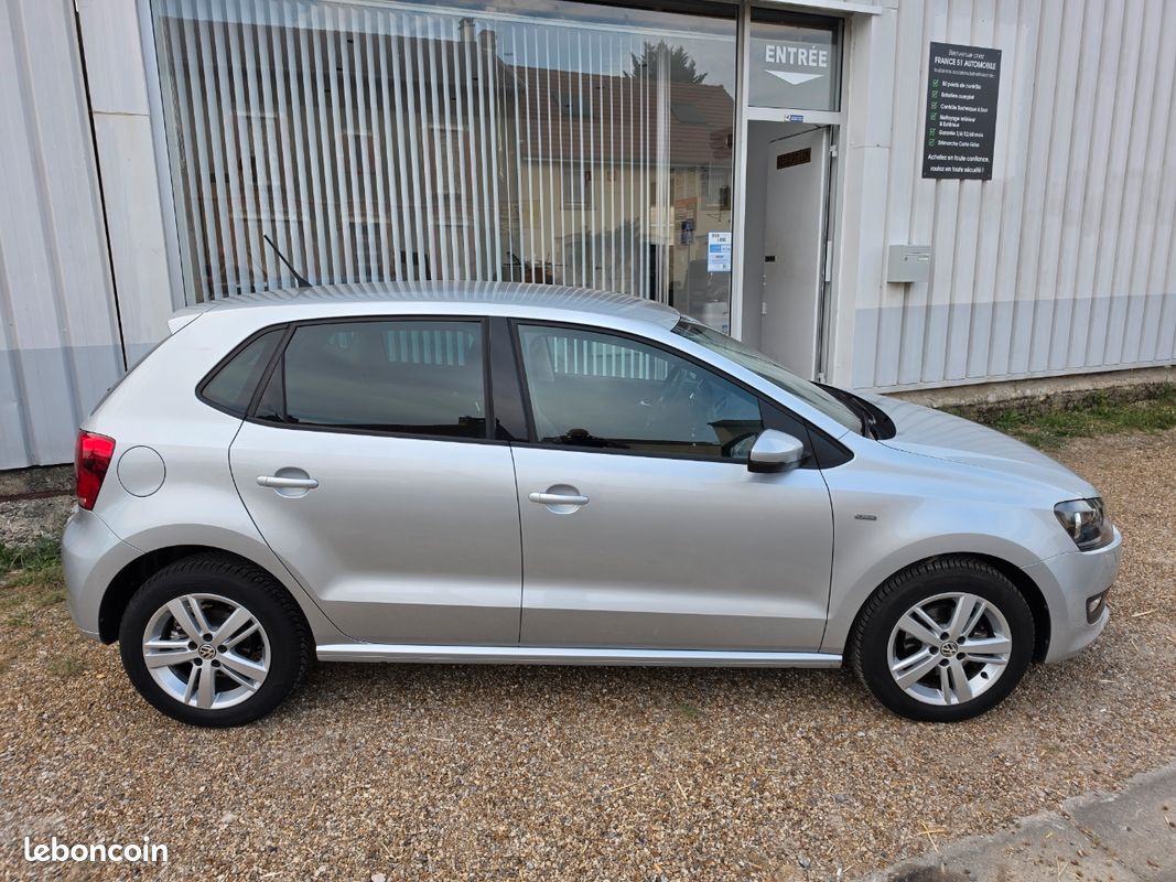Volkswagen Polo 1.2 Tsi 90 Life 35000 km 11/2013 1ère Main (image 10)