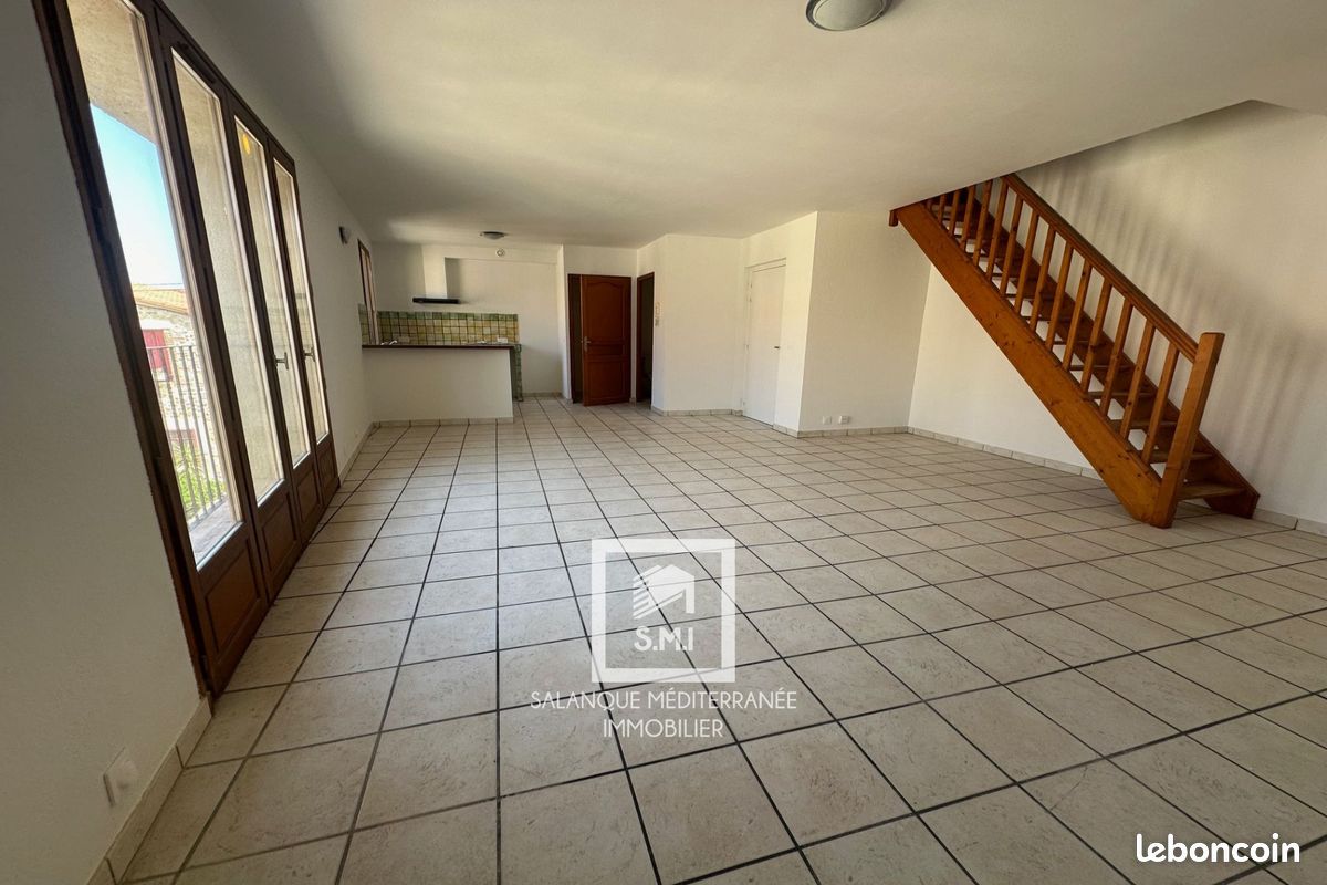 Immeuble 6 pièces 150 m² · à Néfiach · 150 m² · 192 600 €
