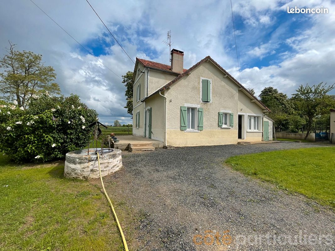 Maison 6 pièces 127 m² · à Bessais-le-Fromental · 127 m² · 117 990 €