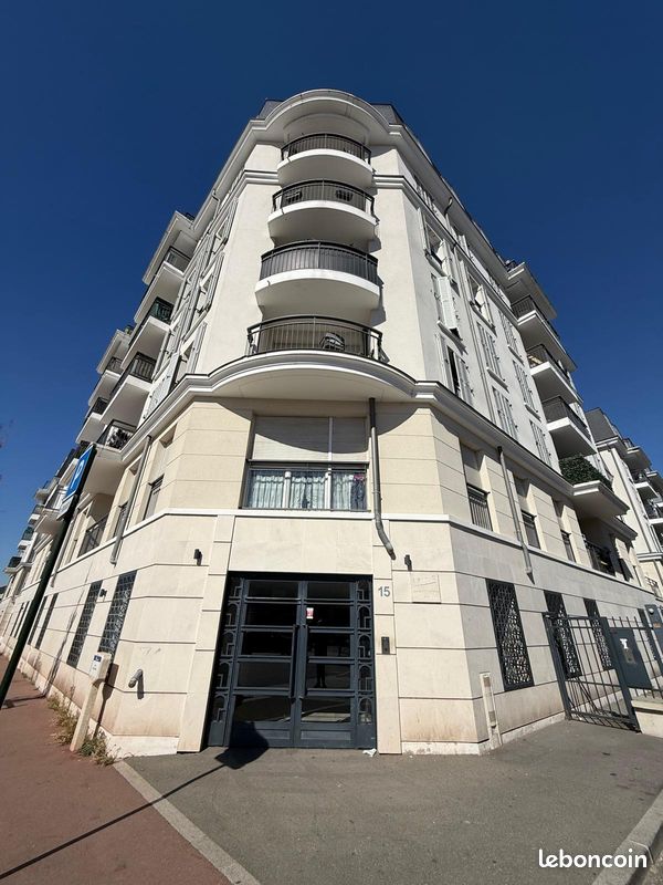 Appartement 4 pièces 80 m² · au Blanc-Mesnil · 80 m² · 1 350 €/mois