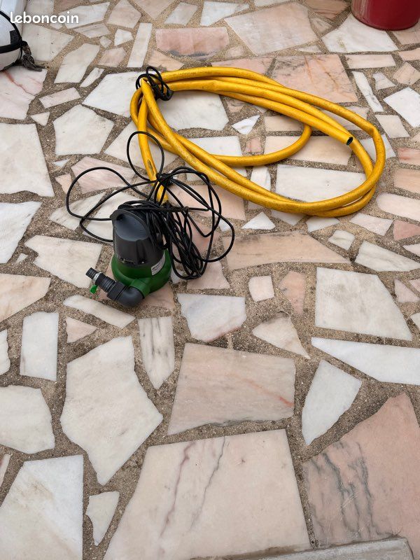 Pompes + tuyau (image 1)