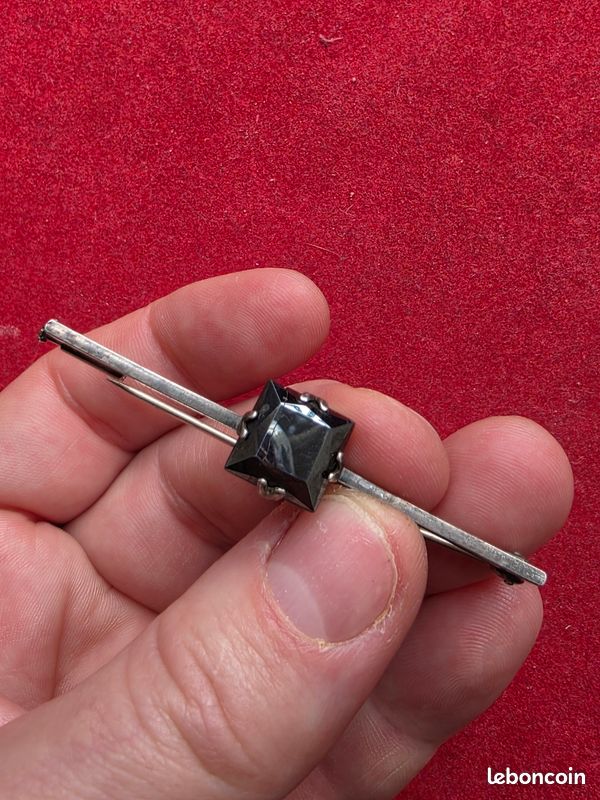 Broche Ancienne En Argent Massif Avec Hématite - Bijou Fantaisie Femme, Occasion à Nettoyer