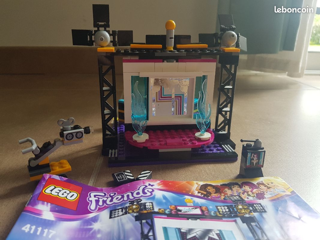 Lego friends scene de concert (image 3)