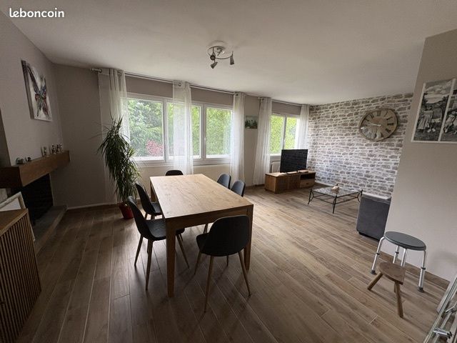 Appartement 2 pièces 61 m² · à Caudebec-lès-Elbeuf · 61 m² · 80 000 €