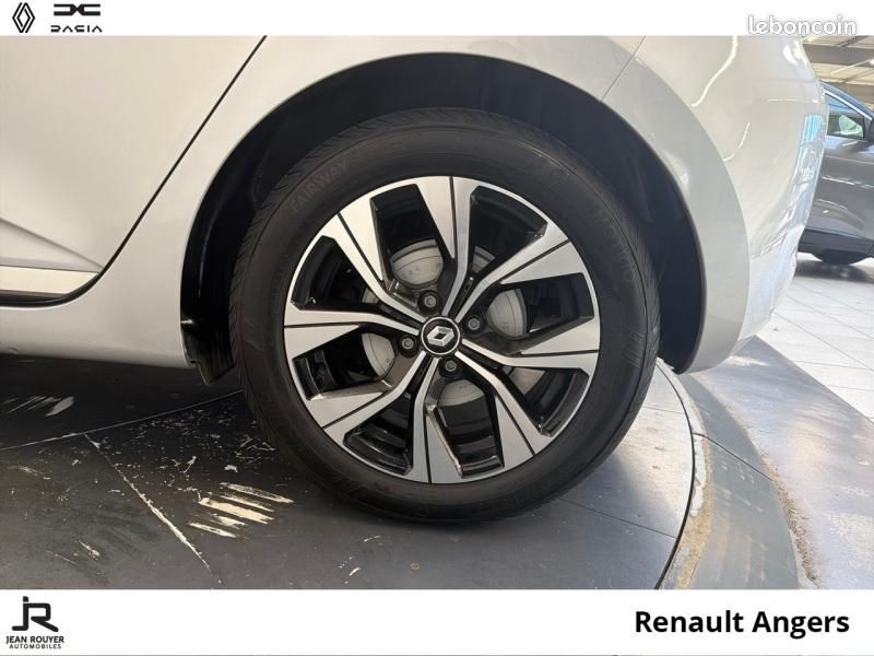 Renault Clio 1.6 E-Tech hybride 145ch Evolution (image 8)