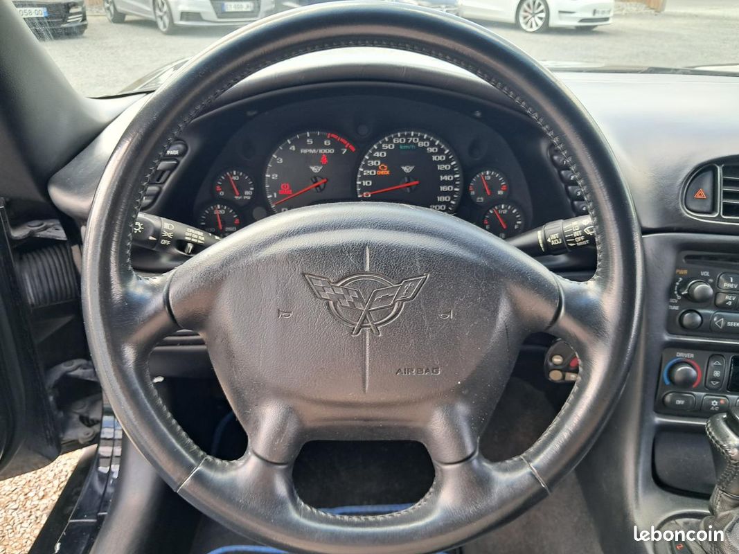 Chevrolet corvette chevrolet targa 5.7 v8 c5 bva coupe pack (image 15)
