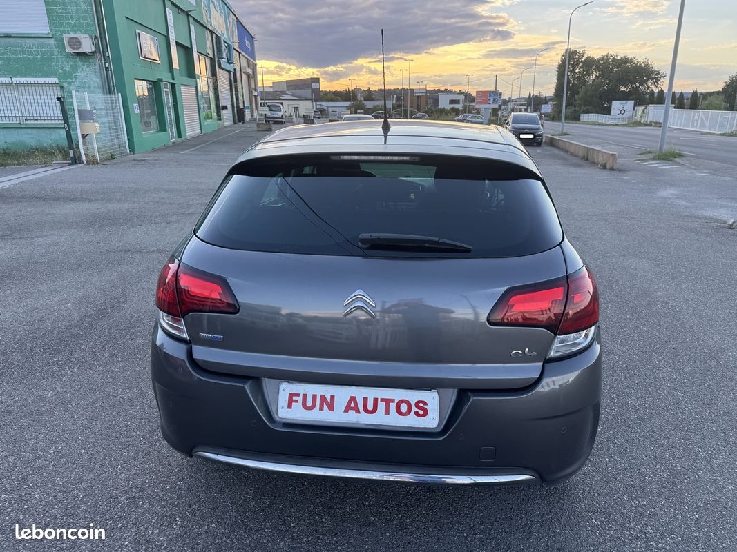 Citroen C4 BLUEHDI 120CH FEEL S&S (image 10)