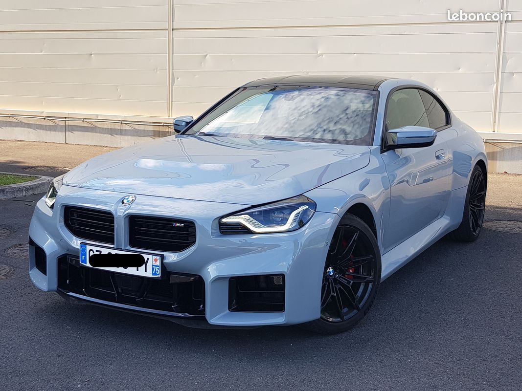 M2 G87 GARANTIE 24 mois BMW incluse neuve 6900 km - Carbone intérieur extérieur, Harman Kardon, Affichage tête haute, Sièges cuir électrique chauffant, Régulateur vitesse adaptatif, Chargeur induction (image 2)