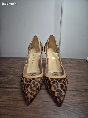 Escarpins Guess Imprimé Léopard, Fourrure Rase, Doublure Cuir, Taille 38 – Occasion TBE