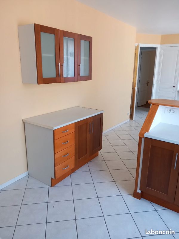 Appartement 5 pièces 116 m² · à Saint-Étienne · 116 m² · 160 000 €
