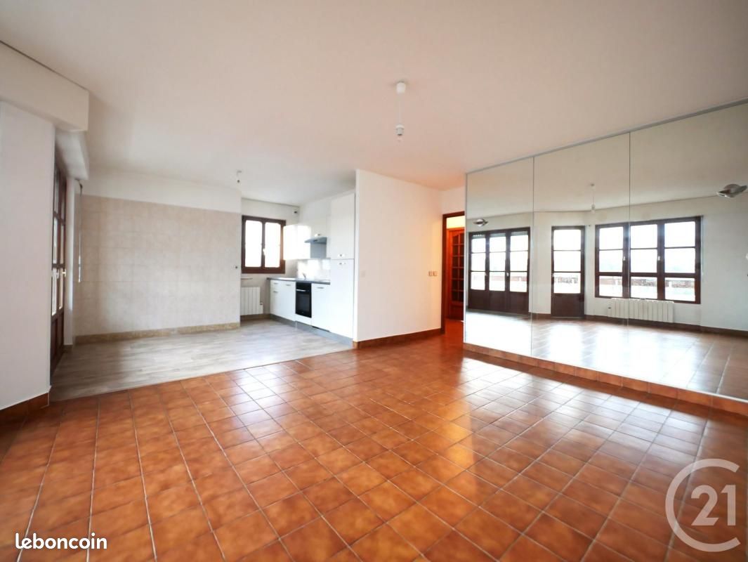 Appartement 4 pièces 87 m² · à Annecy · 87 m² · 1 652 €/mois