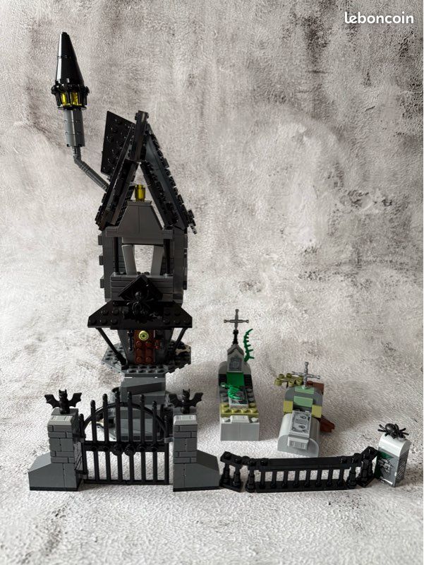 Maison de Jack Skellington - MOC Lego (image 1)
