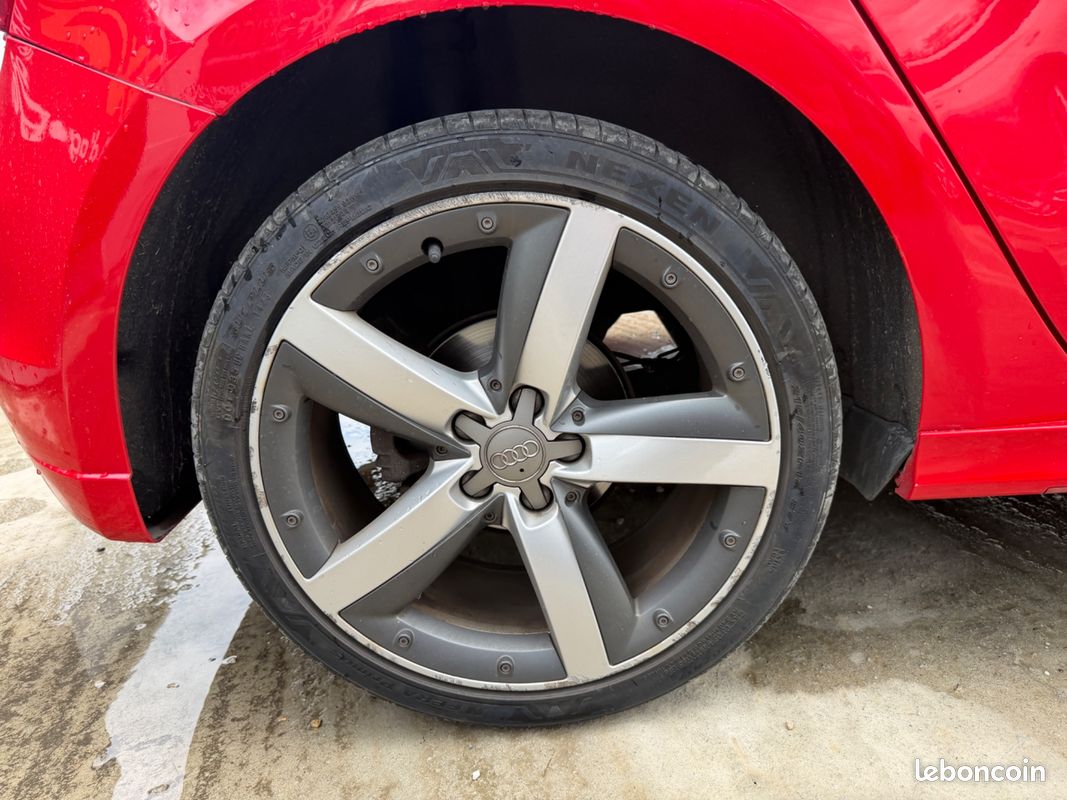 AUDI A1 1.2 TFSI 86 CH PACK S LINE EXT / SIEGES CHAUFFANTS / CLIm (image 22)