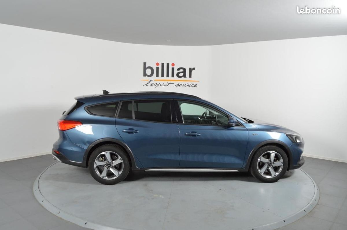 Ford Focus ACTIVE SW 1.0 ECOBOOST 125 S&S (image 7)