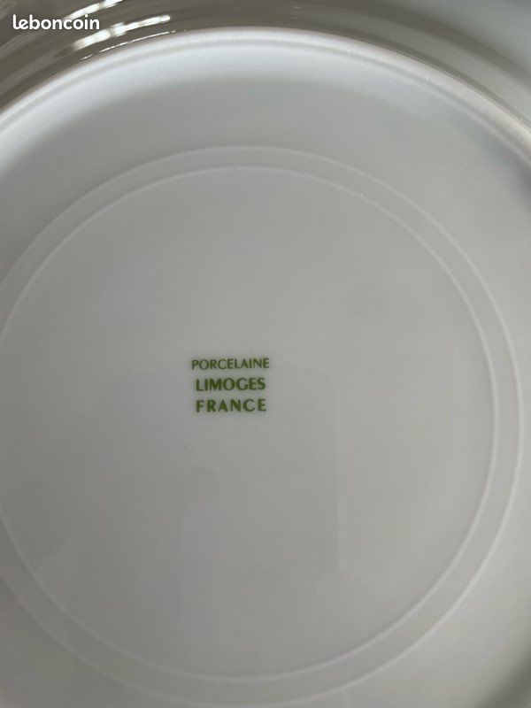 12 assiettes à poisson PORCELAINE DE LIMOGÉ (image 2)