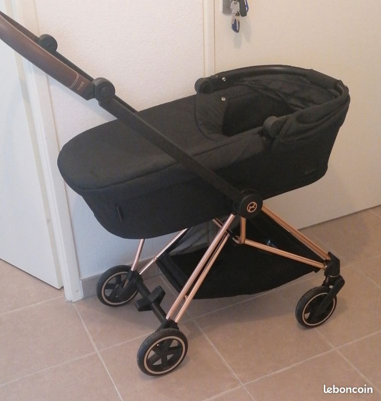 Poussette (image 1)