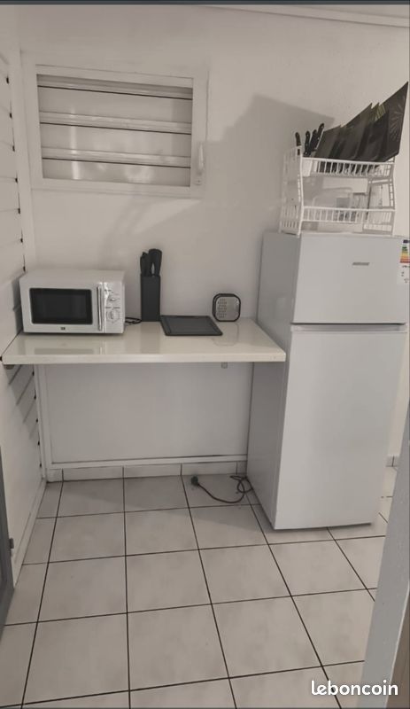 Appartement 3 pièces 24 m² · à Les Abymes · 24 m² · 700 €