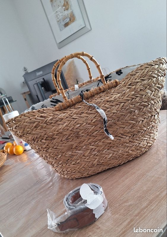 Panier sac avec lanière en cuir fait mains Accessoires Bagagerie