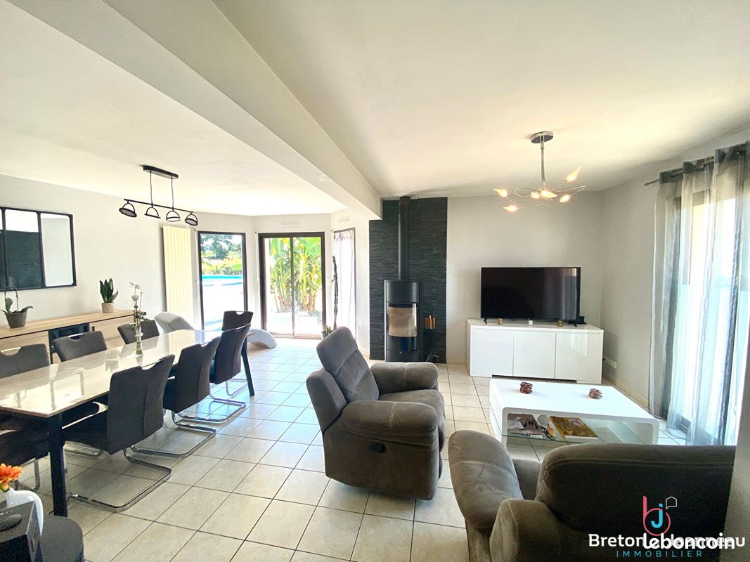Maison 7 pièces 115 m² · à Romagné · 115 m² · 248 200 €