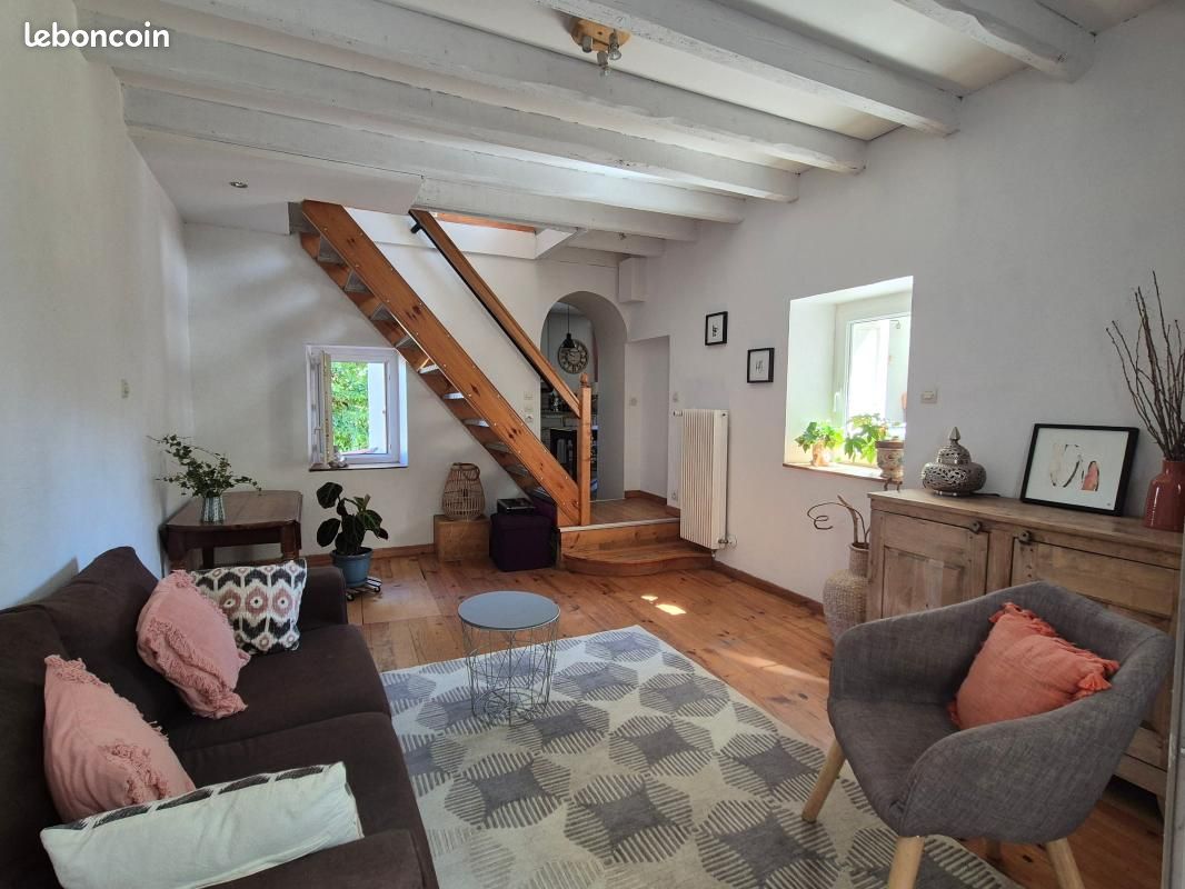 Maison 5 pièces 103 m² · à Fraisses · 103 m² · 250 000 €